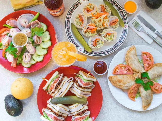 El Azteca Deli and Grocery