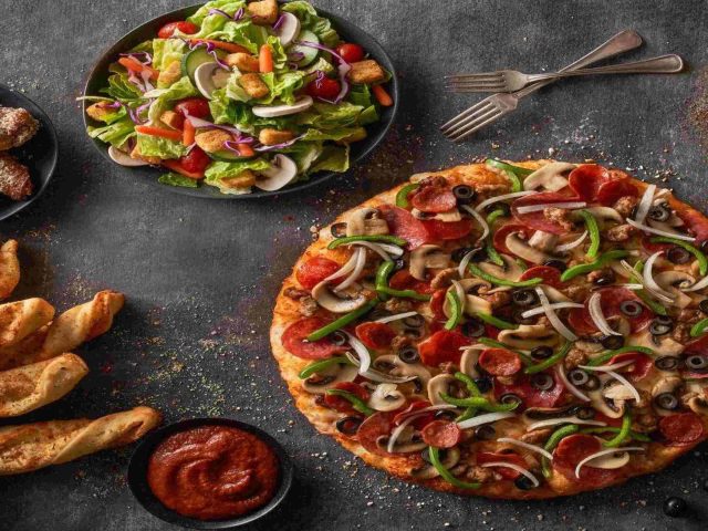 Round Table Pizza (3637 Mt Diablo Blvd.)