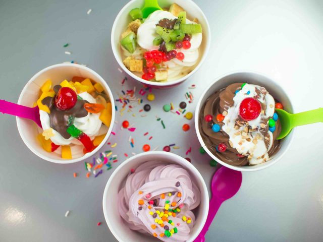 Menchie's Frozen Yogurt (2903 Woodridge Dr)