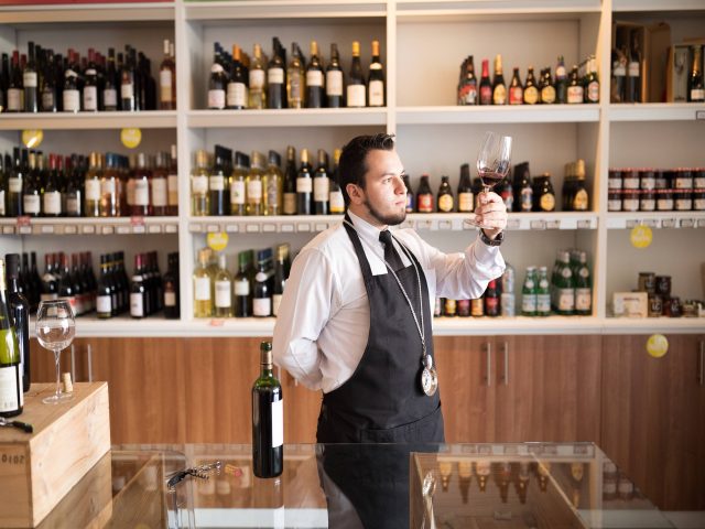 Aromas Cigar & Wine Bar