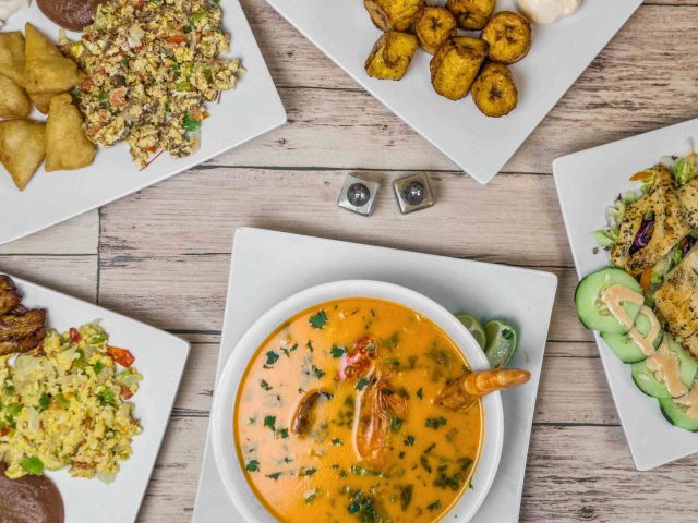 Las brisas restaurante y pupuseria