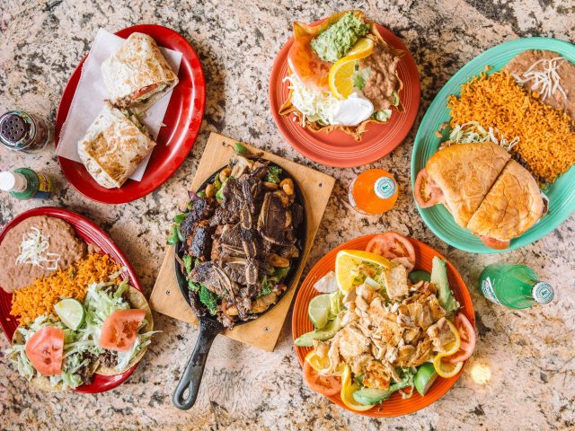 El Azteca (Fullerton & Lavergne)