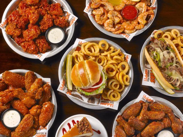 Hooters (Spring Valley)