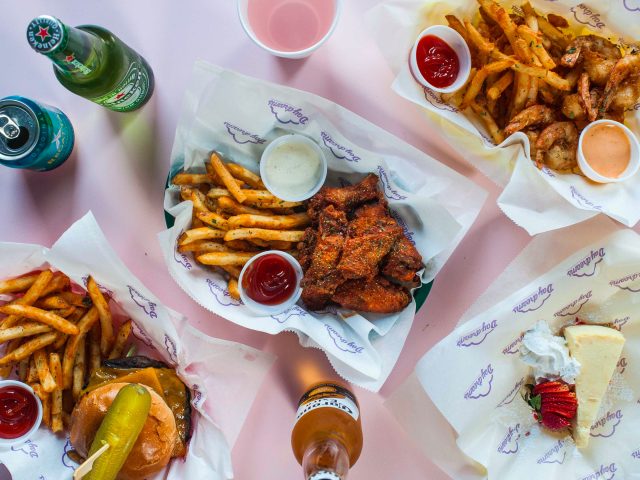 Landa Station Bar & Grill