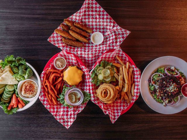 Basement Burger Bar (33316 Grand River)