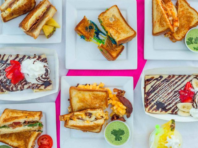 Simply Wow Food || Gourmet Grilled Cheese & Crepes (Whitis Ave)