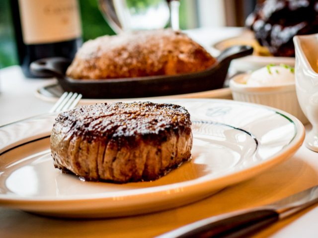 Mr. B's Steakhouse (Brookfield)