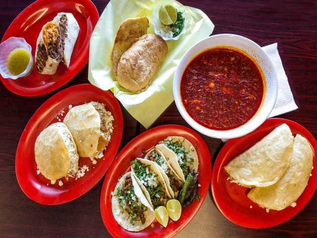 La Hoya Mexican Food