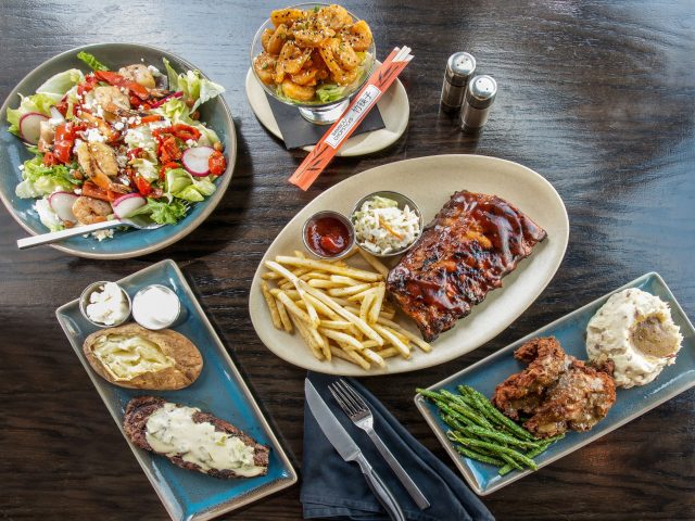 Tony Roma's (Arapahoe St)