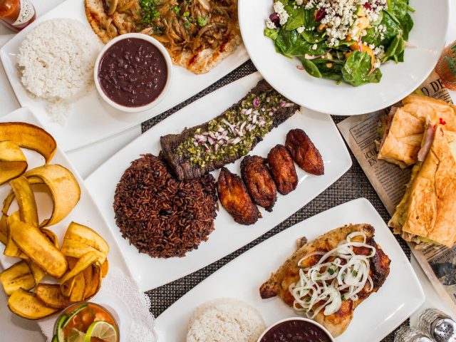 La Isla Restaurant - Uptown