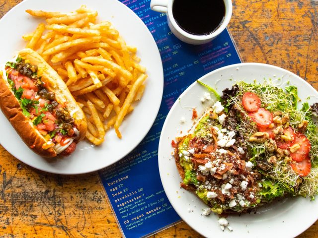 Joe Vinny & Bronsons Bohemian Cafe