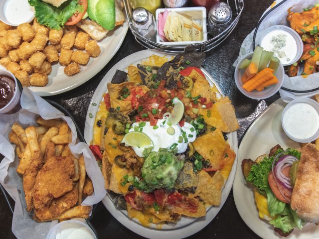 Taylor's Bar & Grille