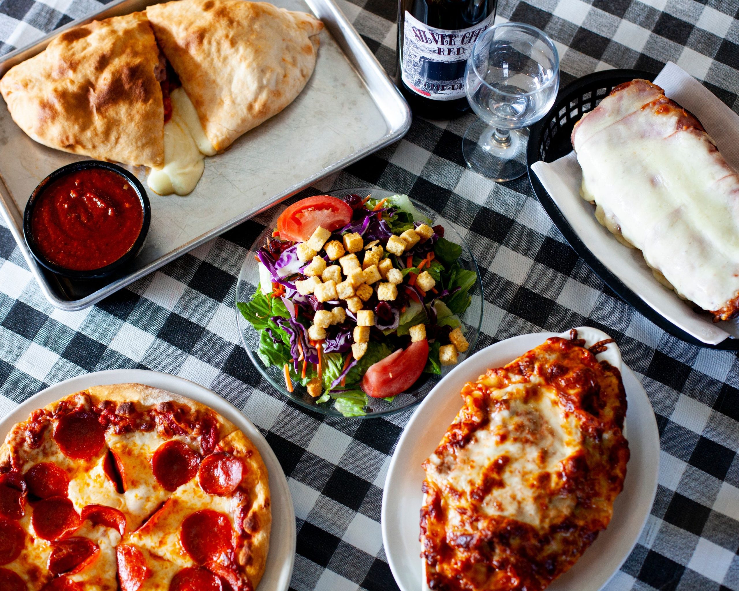 Latina Restaurant & Pizzeria