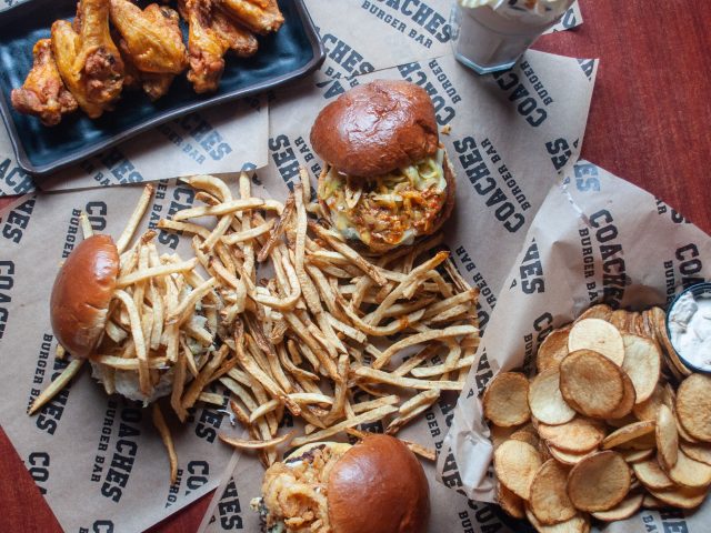 Coaches Burger Bar (Boardman)