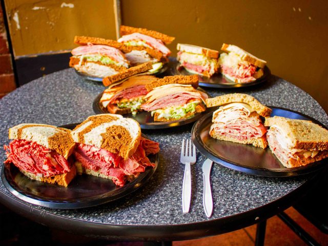 Reuben's Deli
