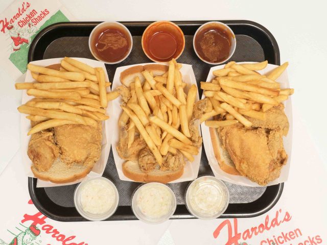 Harold's Chicken (Milwaukee & Wood)