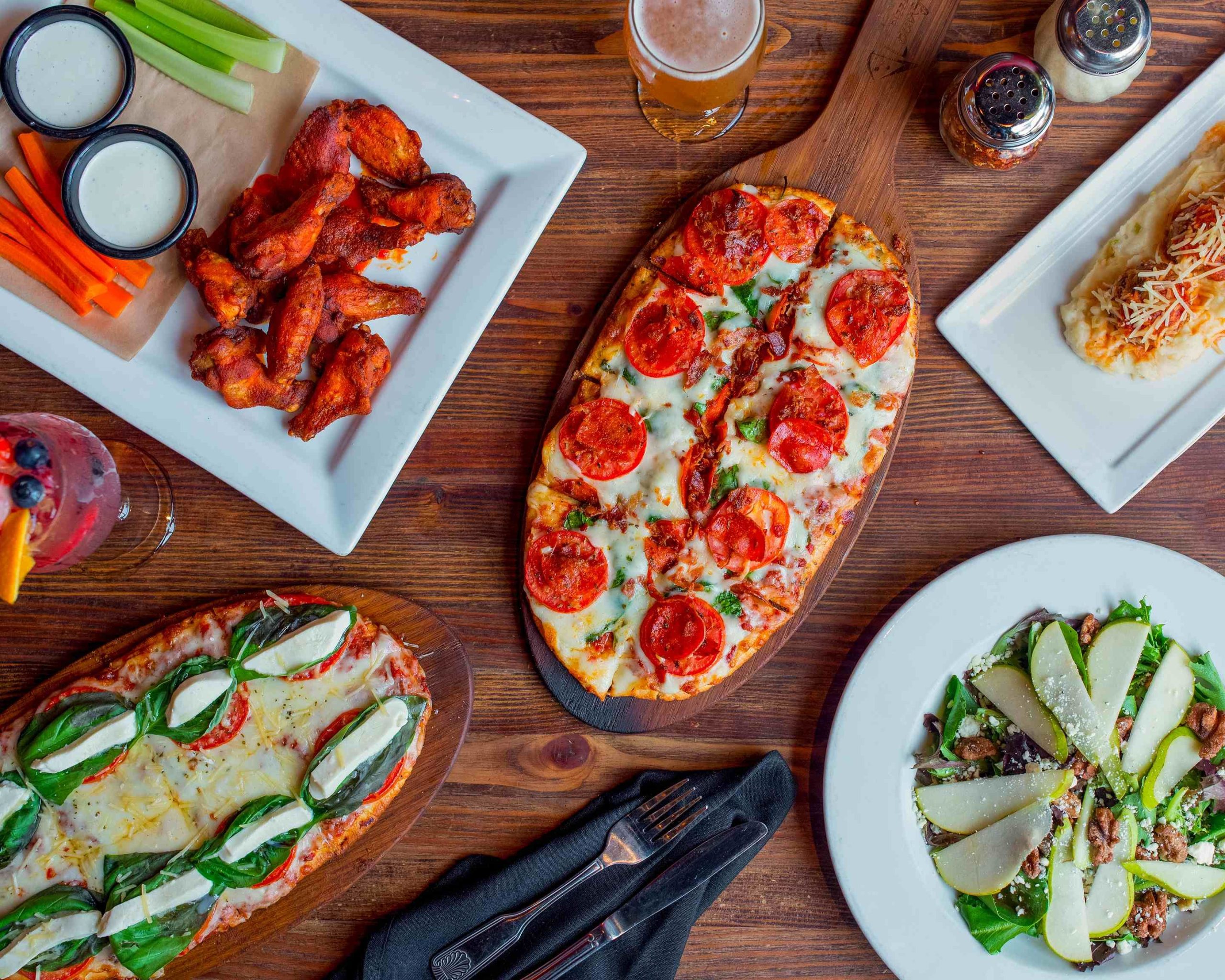 Pizza Lounge - Huntington Beach