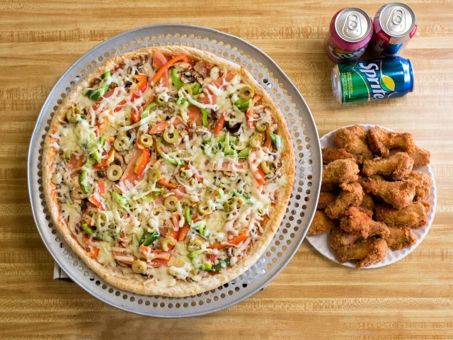 Mama Sues Pizza and Wings