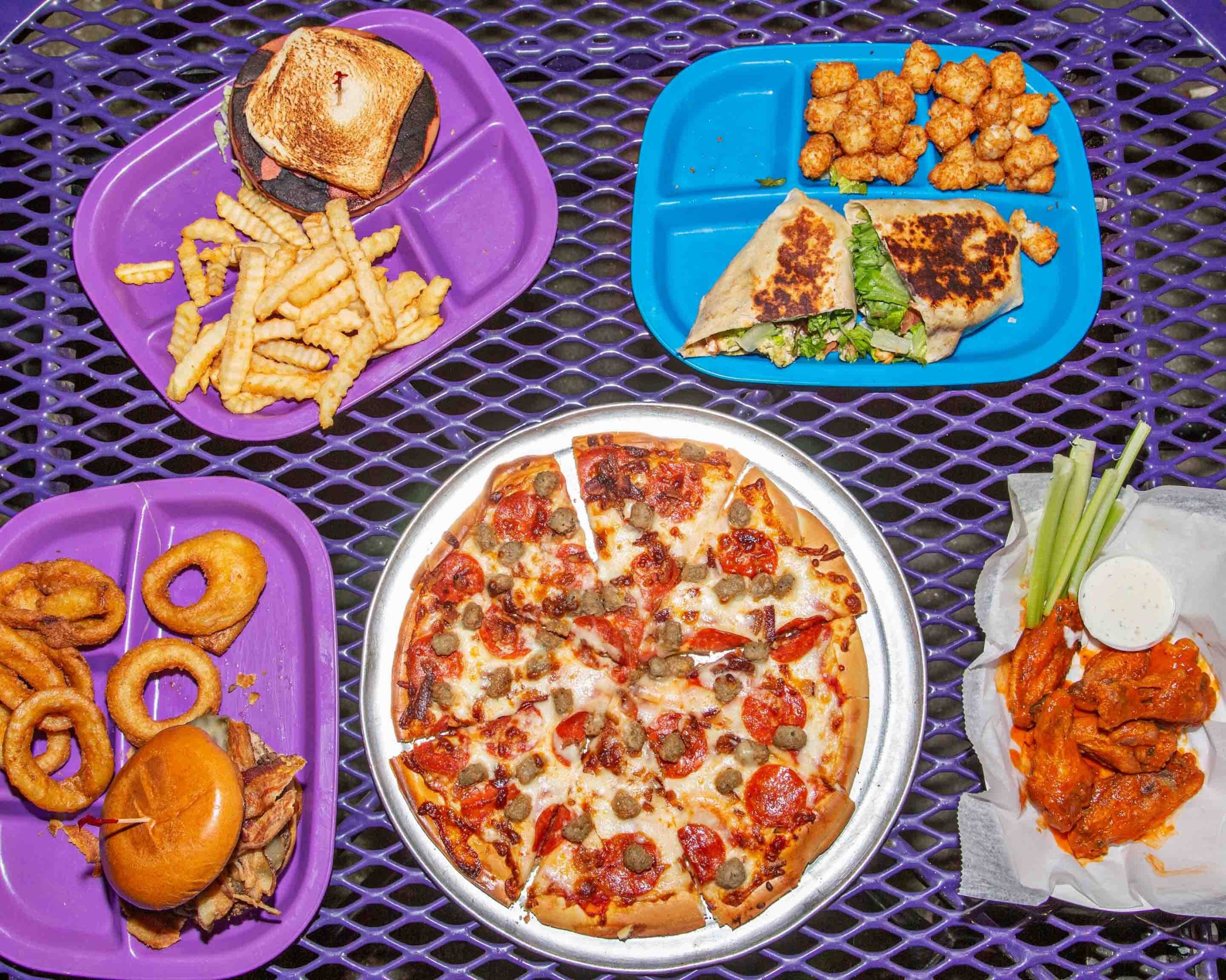 Old School Sports Bar & Grill