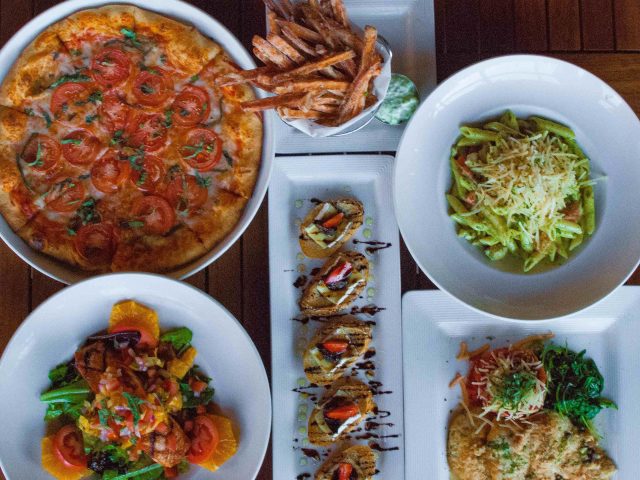 Piazza Del Pane-West Palmdon