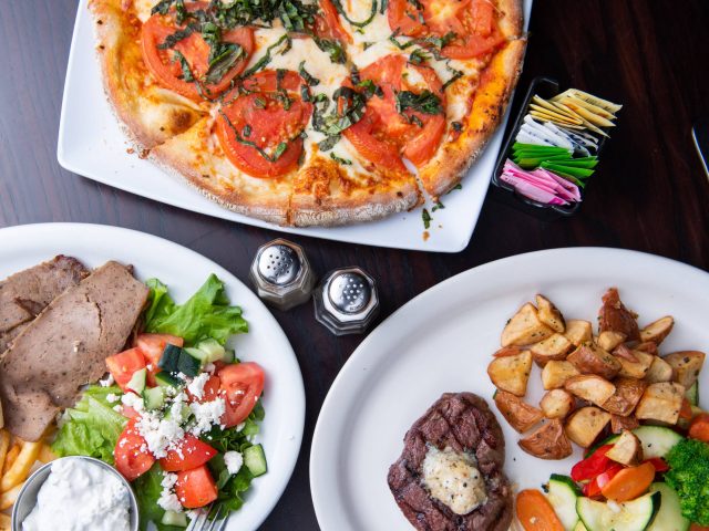 19 Restaurant & Lounge