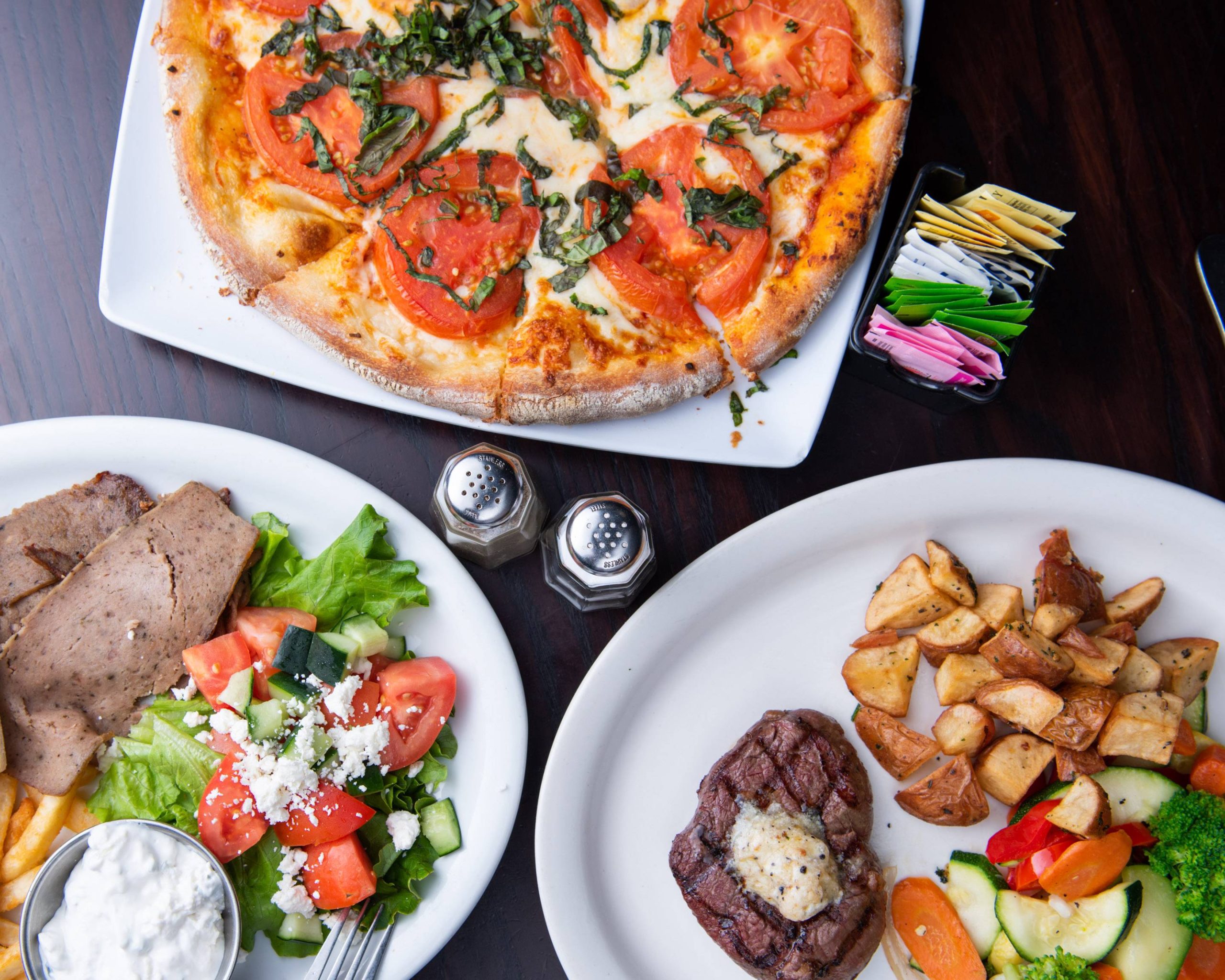 19 Restaurant & Lounge