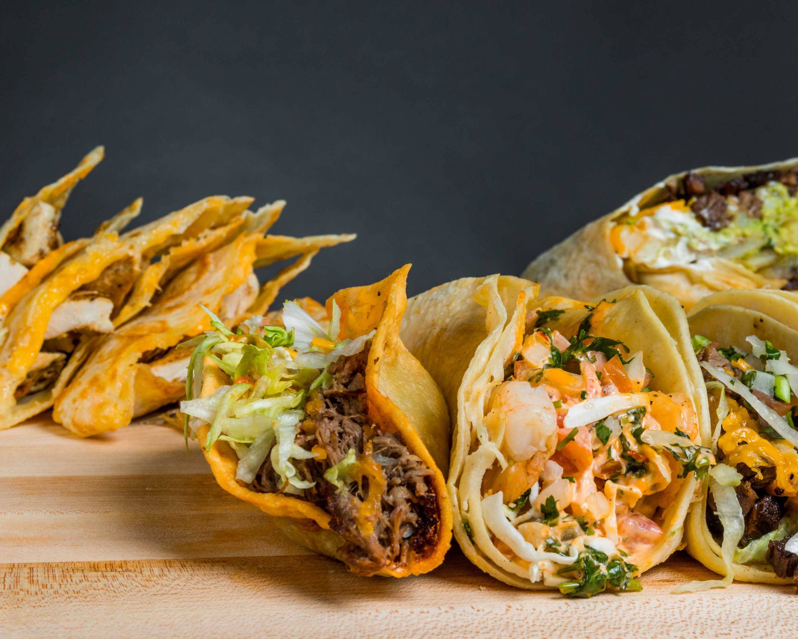 Los Hombres Tacos & Burritos