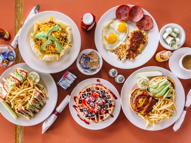 Tiffanys Restaurant & Cafe