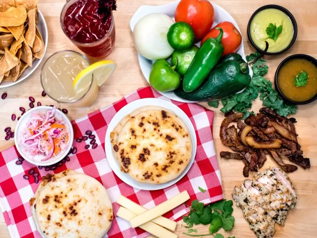 El Chile Cafe y Cantina (Manor)