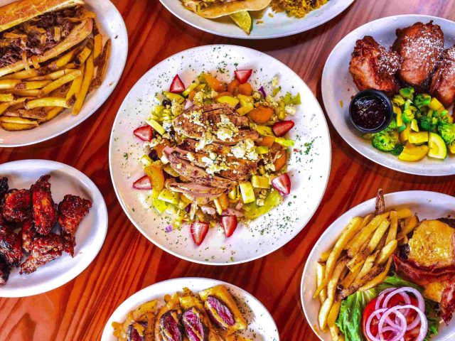 Gator's Dockside (Waterford Lakes)