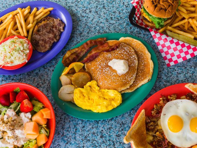 Maggie Mae's Sunrise Cafe (Clearwater Beach)