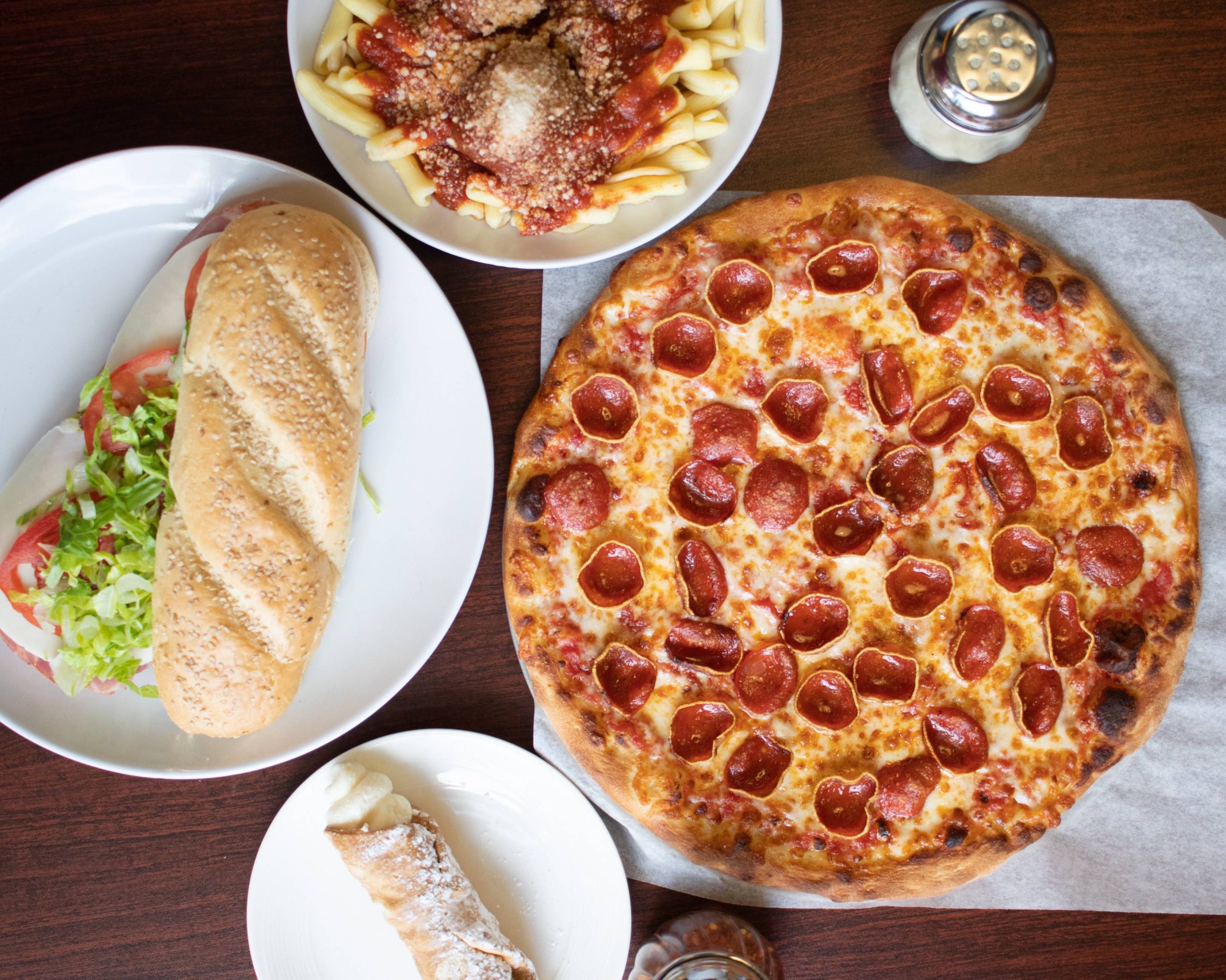 Fanucces Pizzeria and Pasta House