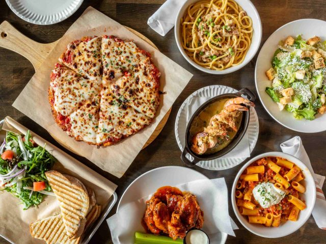 Tre Pizza, Pasta, Beer Garden - Freehold