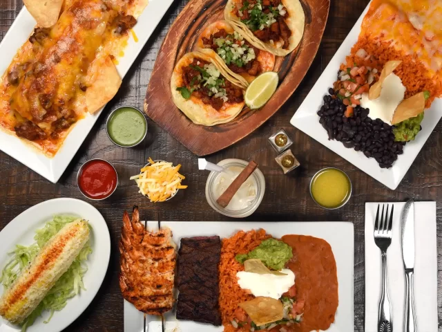 Robertos Mexican Food (Del Mar)