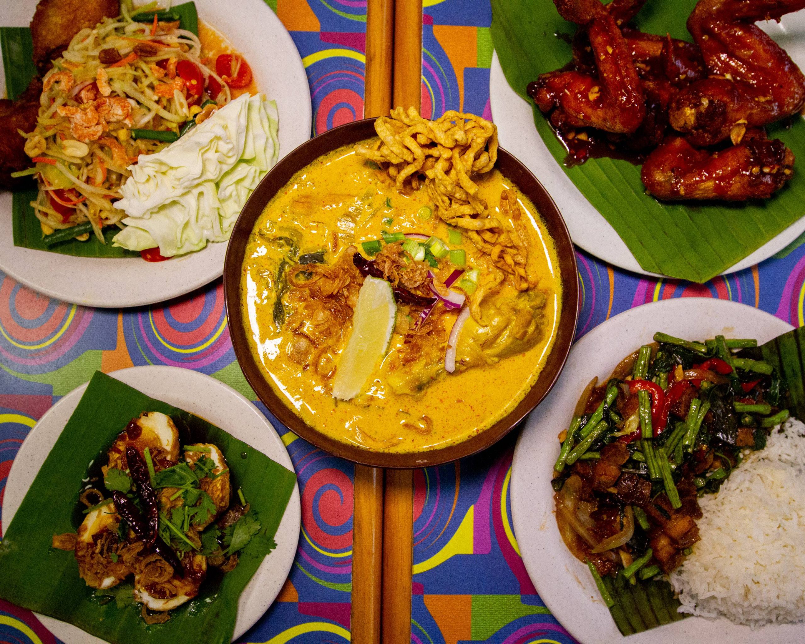 Street Food Thai Market