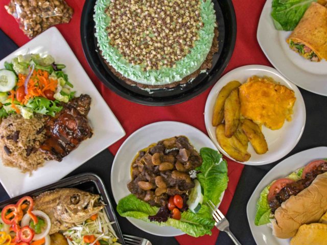 Toma-tis Restaurant and Grill