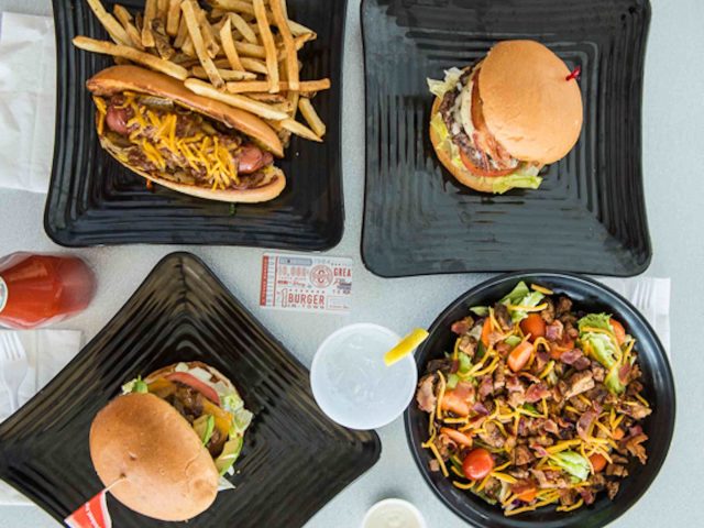 Chapps Burgers (E. Arkansas Ln)