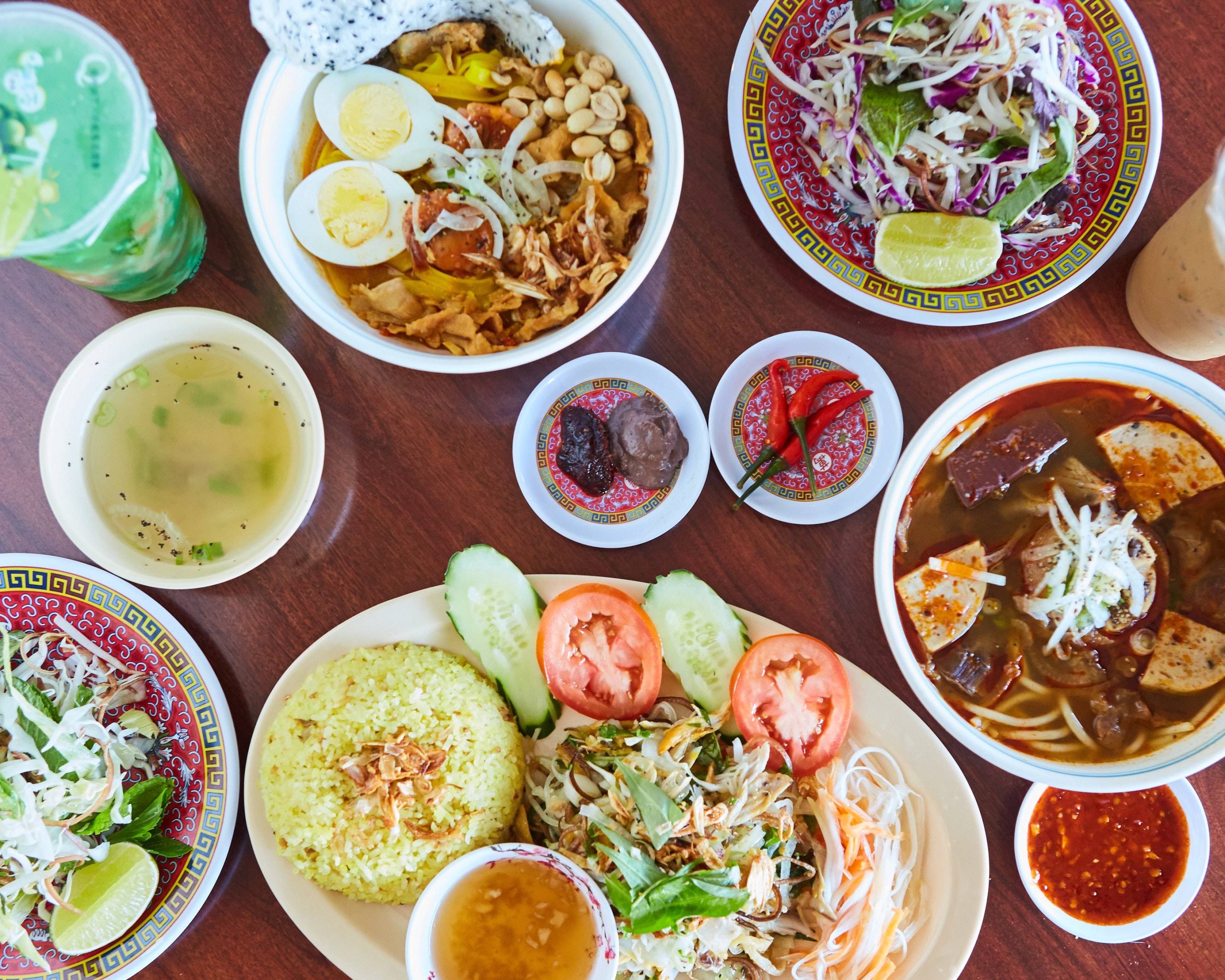 Duc Chuong Bun Bo Hue