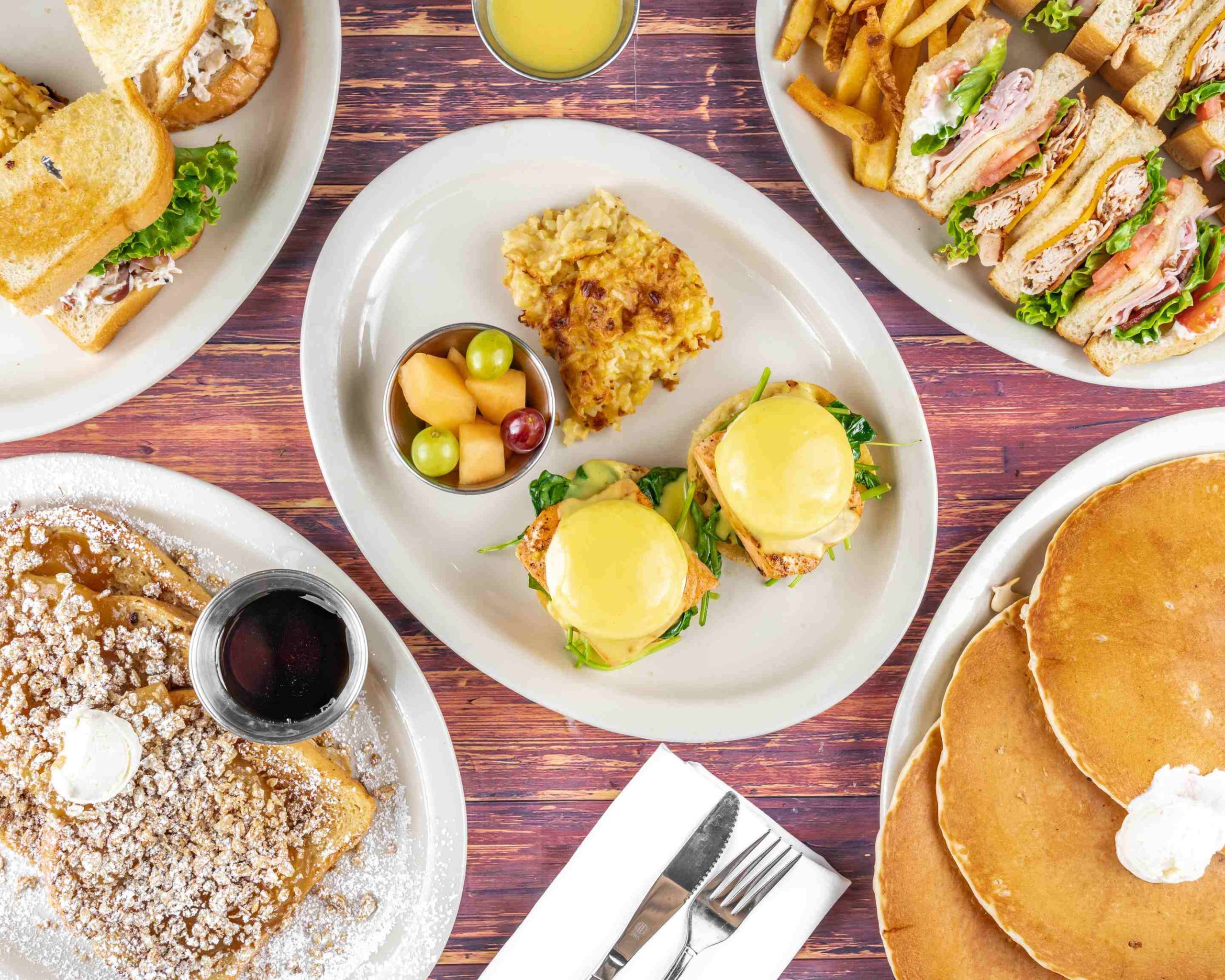 The Toasted Yolk Cafe - Royal Oaks