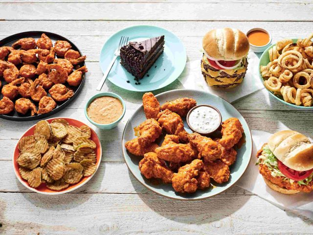 Hooters (Willowbrook)