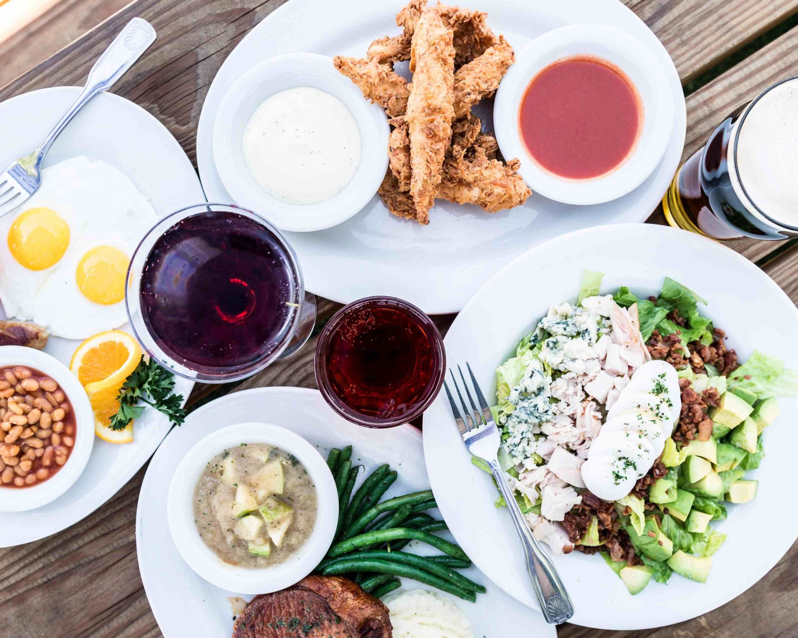 Crown & Anchor British Pub