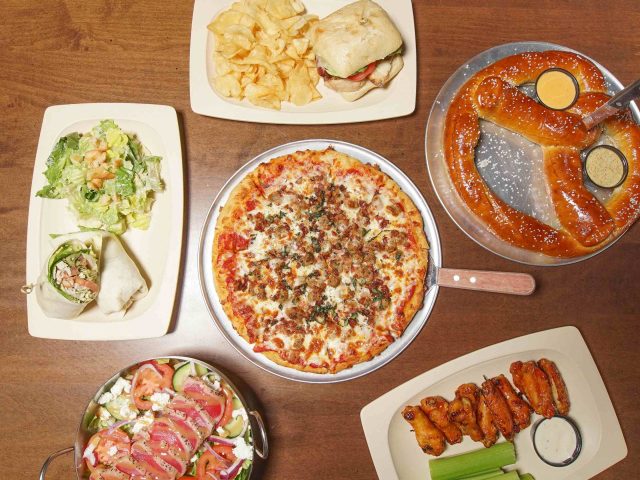 Beerhead Bar & Eatery (Elmhurst)