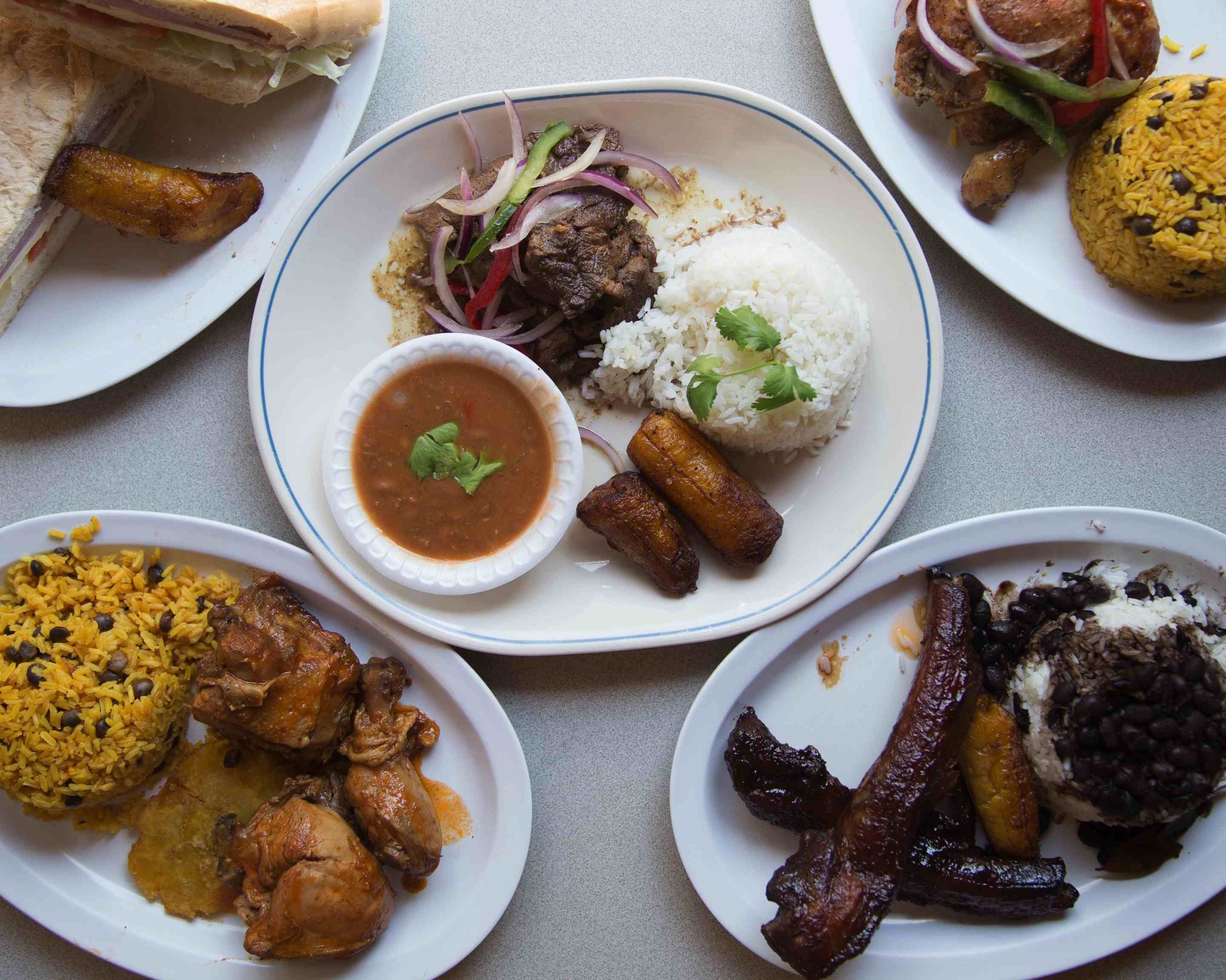 La Familia Latin Hot Food