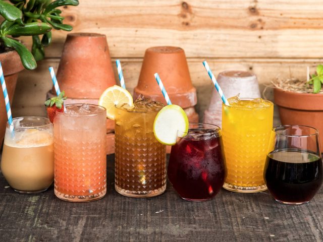 Mom's Fresh Juice + Kitchen