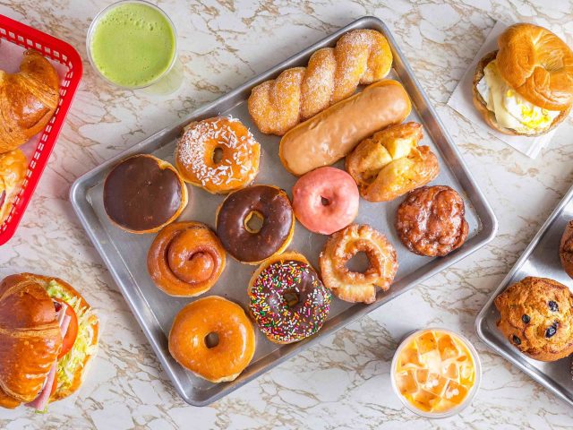 Donut Mart (San Mateo & Menaul)