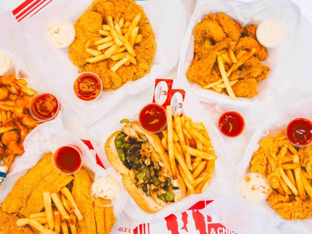 JJ Fish & Chicken (79th)