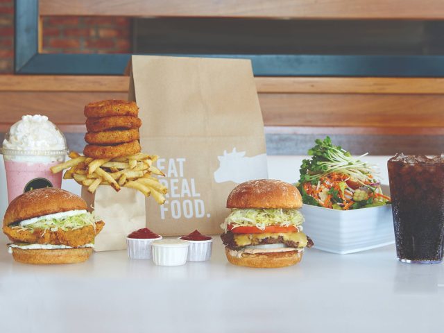 Burger Lounge - Beverly Hills