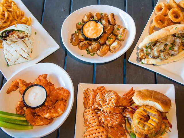 Castaway's Sports Bar and Grill