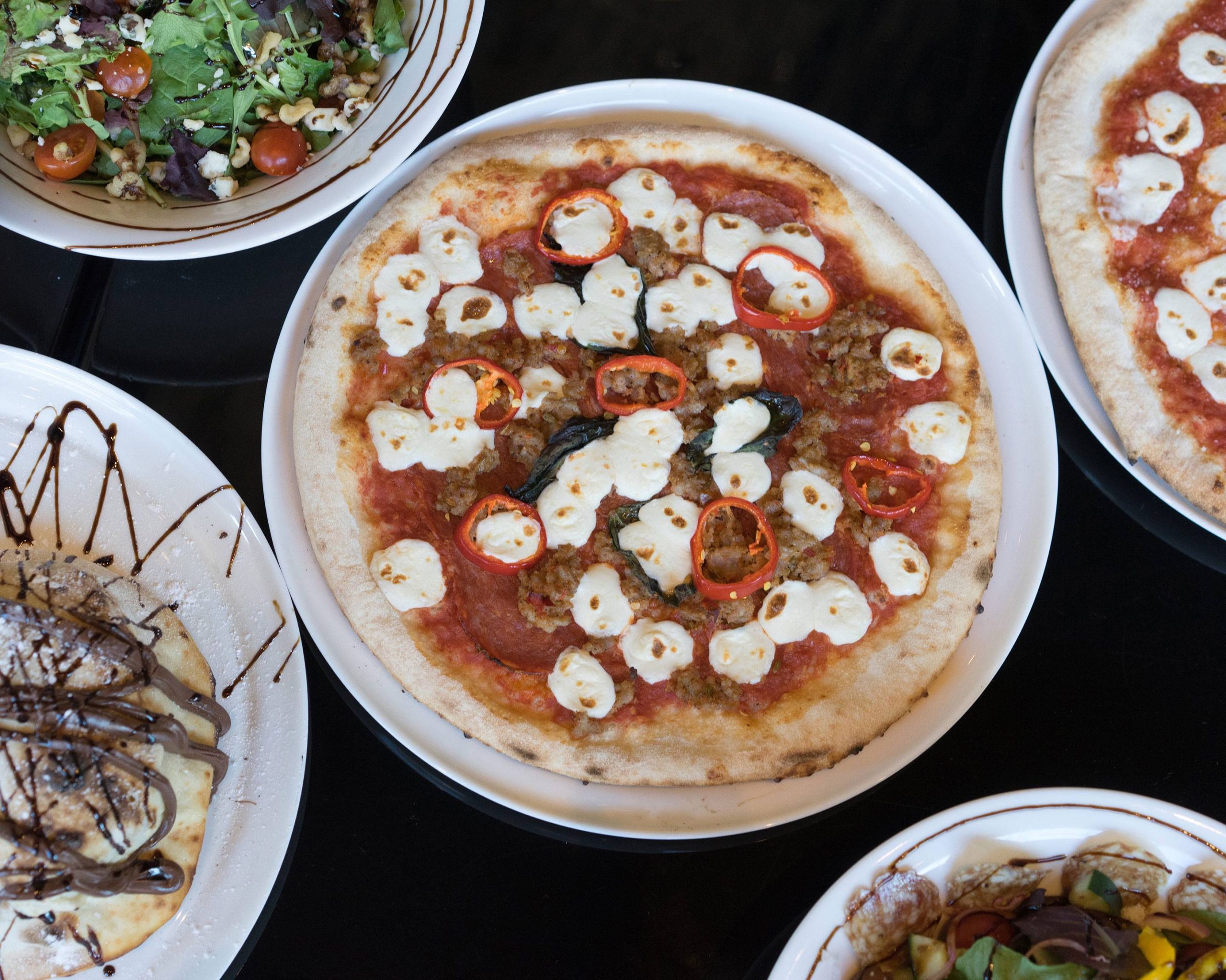 MidiCi Neapolitan Pizza