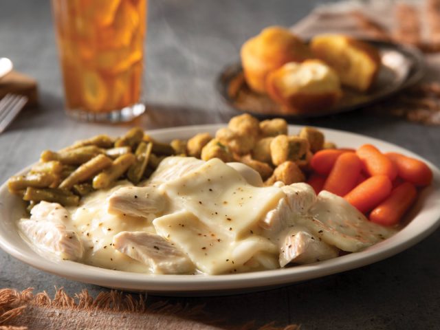 Cracker Barrel Old Country Store (955 Airport Blvd)